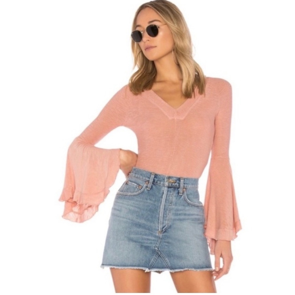 Intimately Free People So Dramatic Top Rose Boho Bell Sleeve V Neck Size Medium